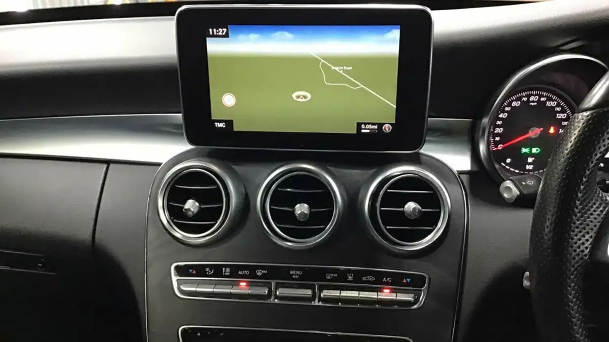 2016-mercedes-benz-c-class-20-c350e-sport-211ps-premium-plus-saloon-4d-auto-big-5