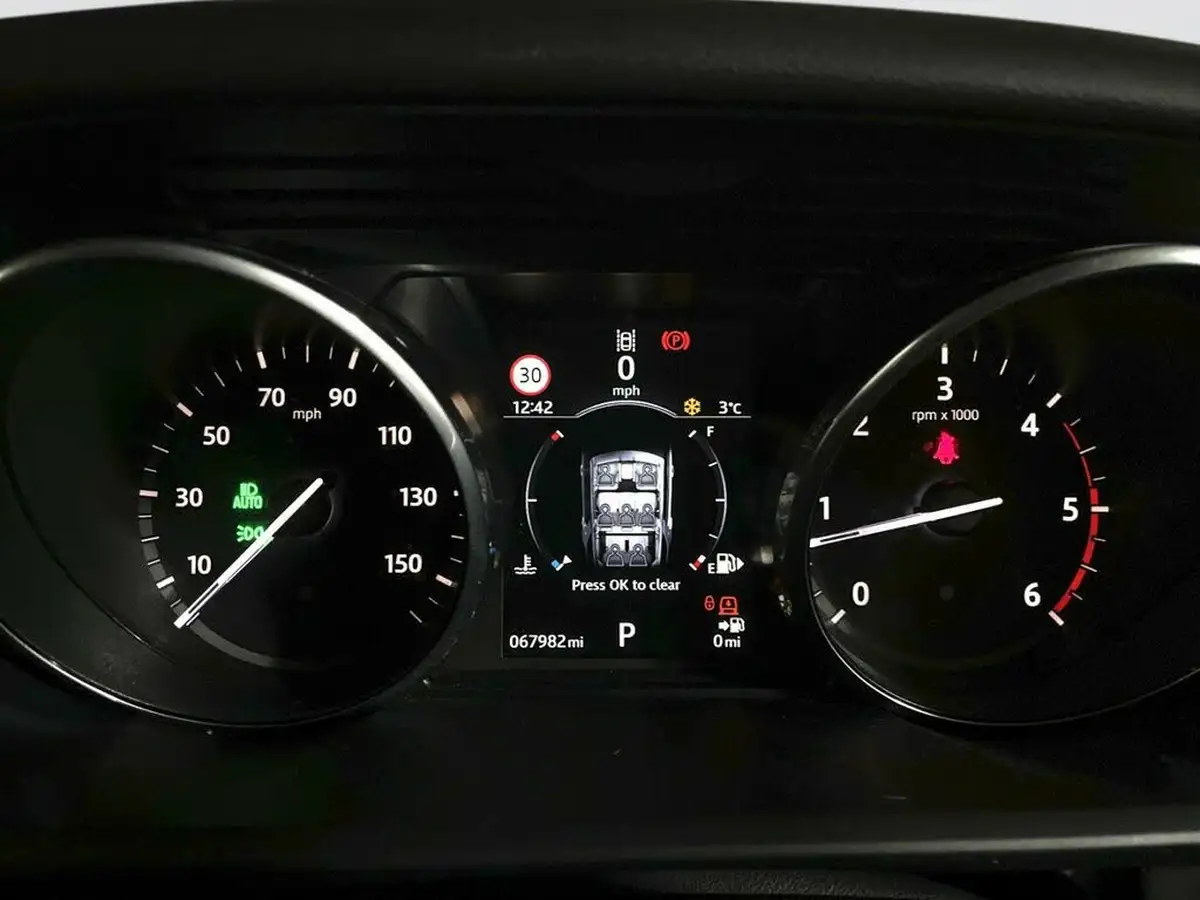 2017-land-rover-discovery-20sd4-hse-240ps-awd-station-wagon-5d-auto-big-14