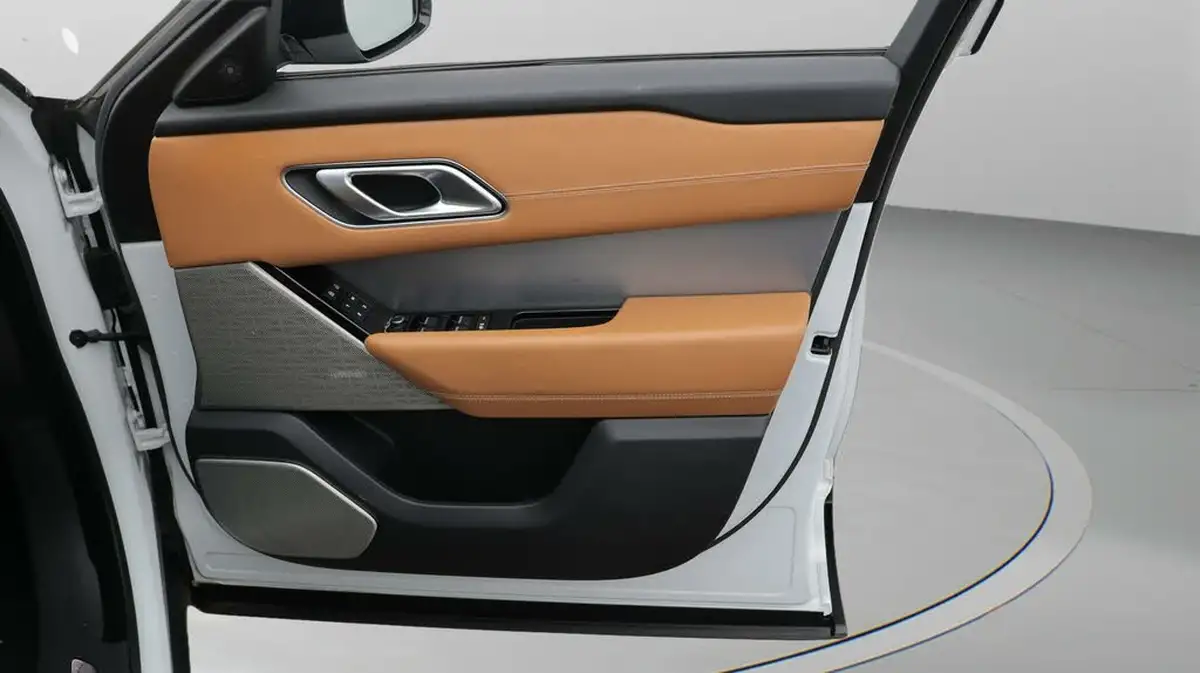 2021-land-rover-range-rover-velar-20-p250-r-dynamic-hse-250ps-big-15
