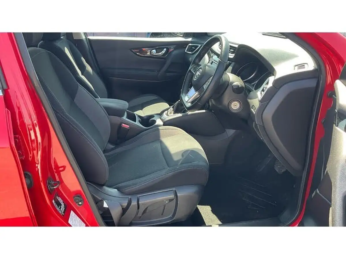 2018-nissan-qashqai-12-dig-t-acenta-xtronic-cvt-big-3