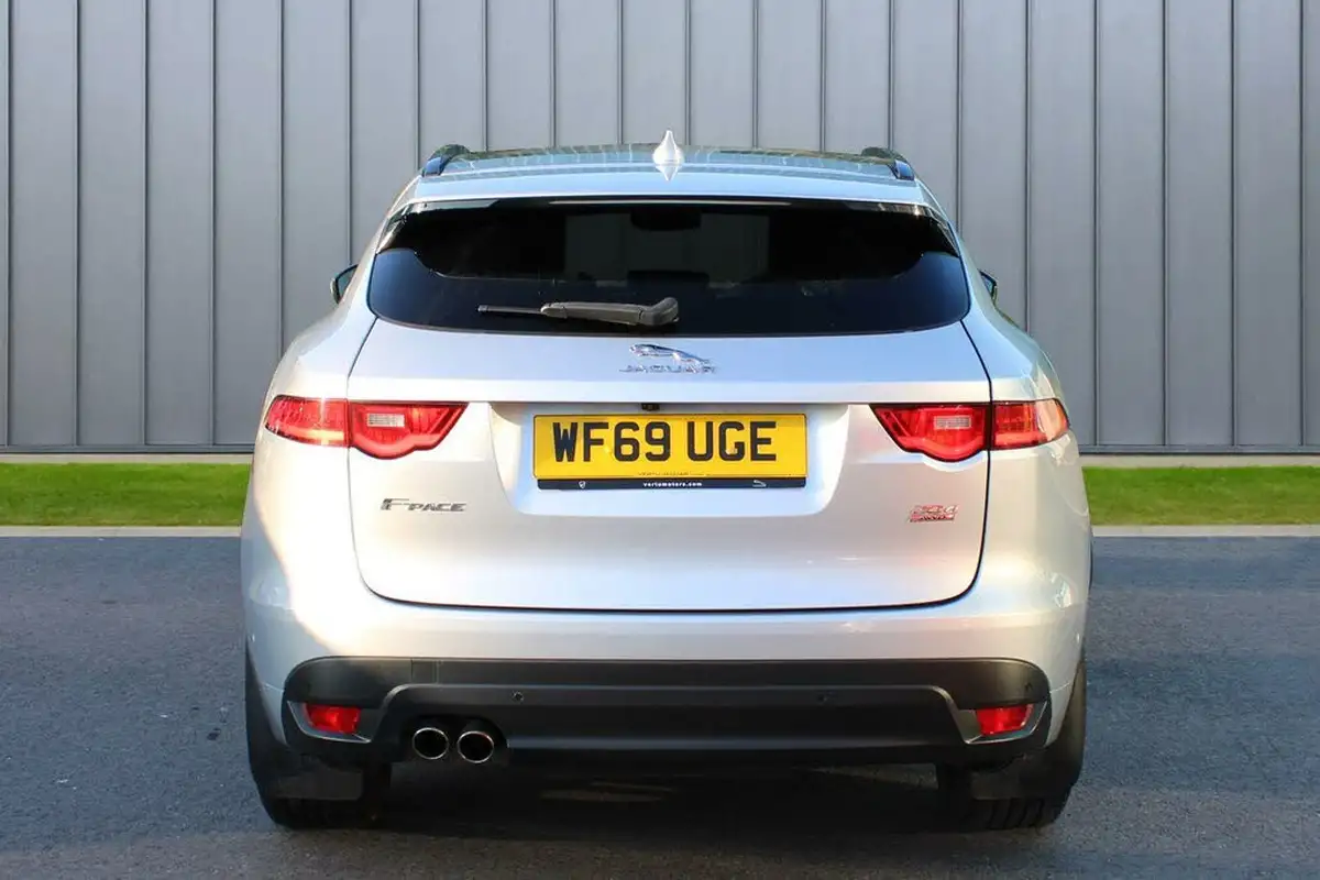 2019-jaguar-f-pace-20-i4d-r-sport-180ps-awd-ss-auto-big-6