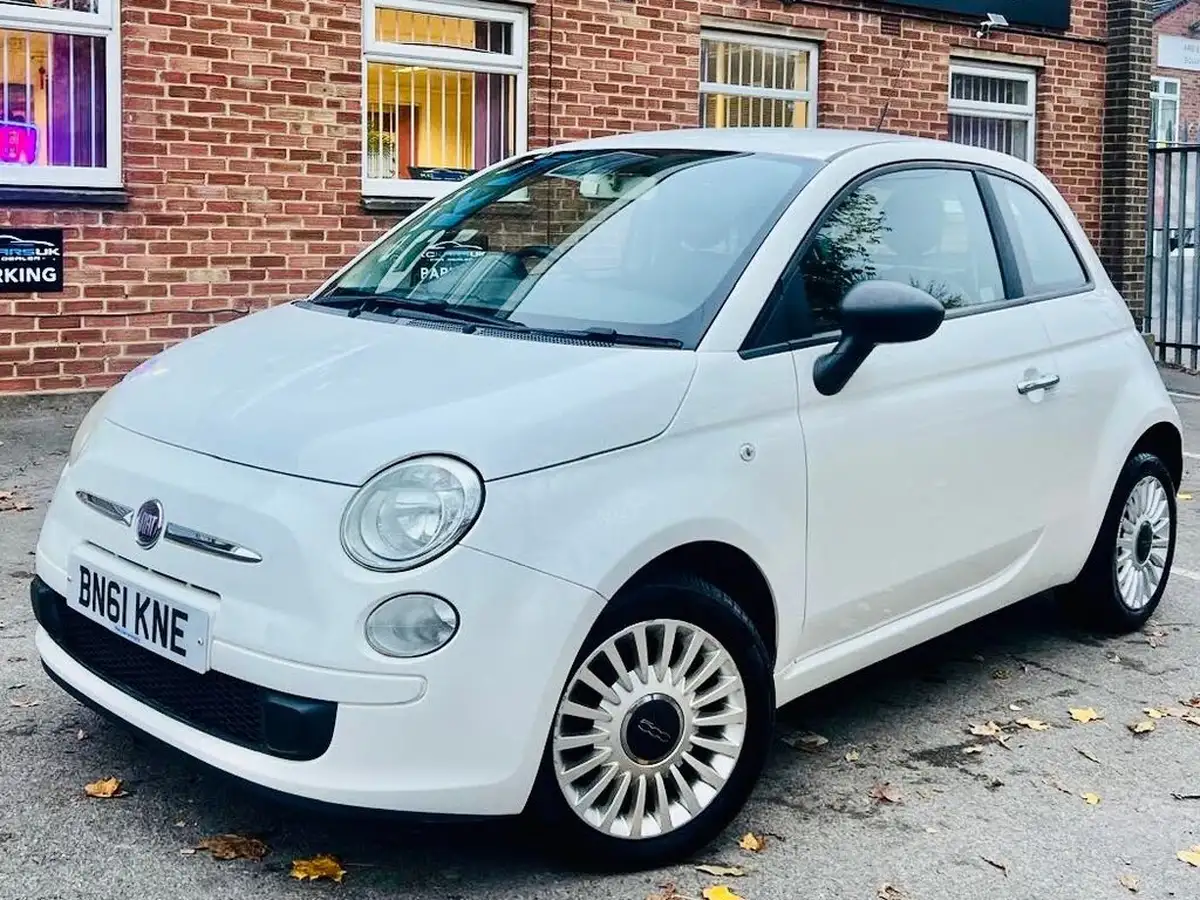 2011-fiat-500-12-pop-69bhp-big-62