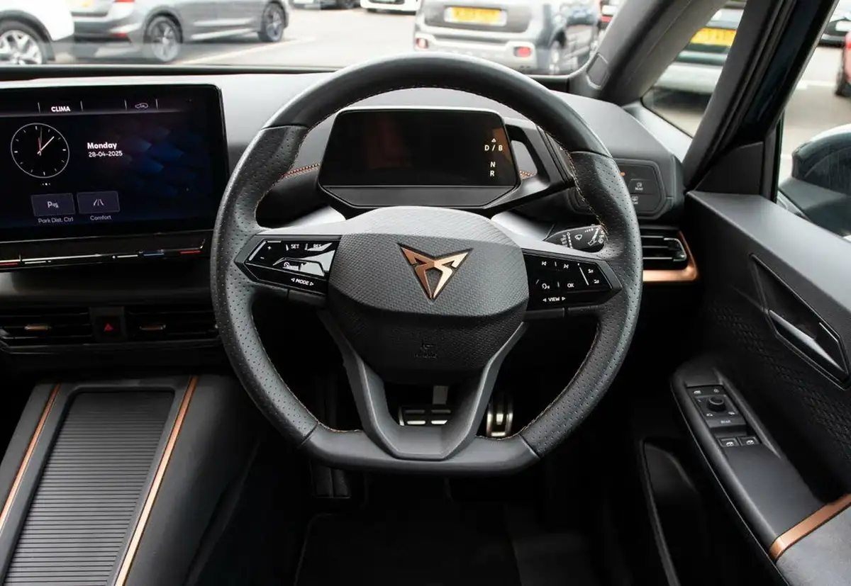 2022-cupra-born-e-v2-204ps-58kwh-big-20