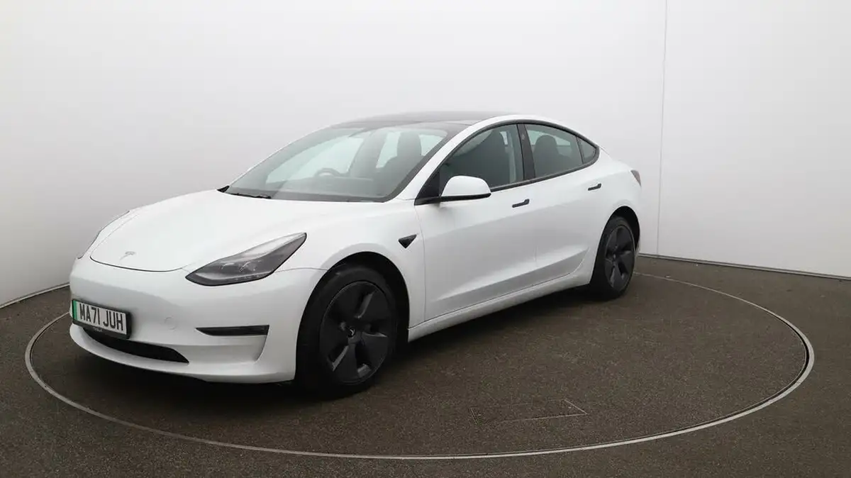 2021-tesla-model-3-e-long-range-awd-big-3