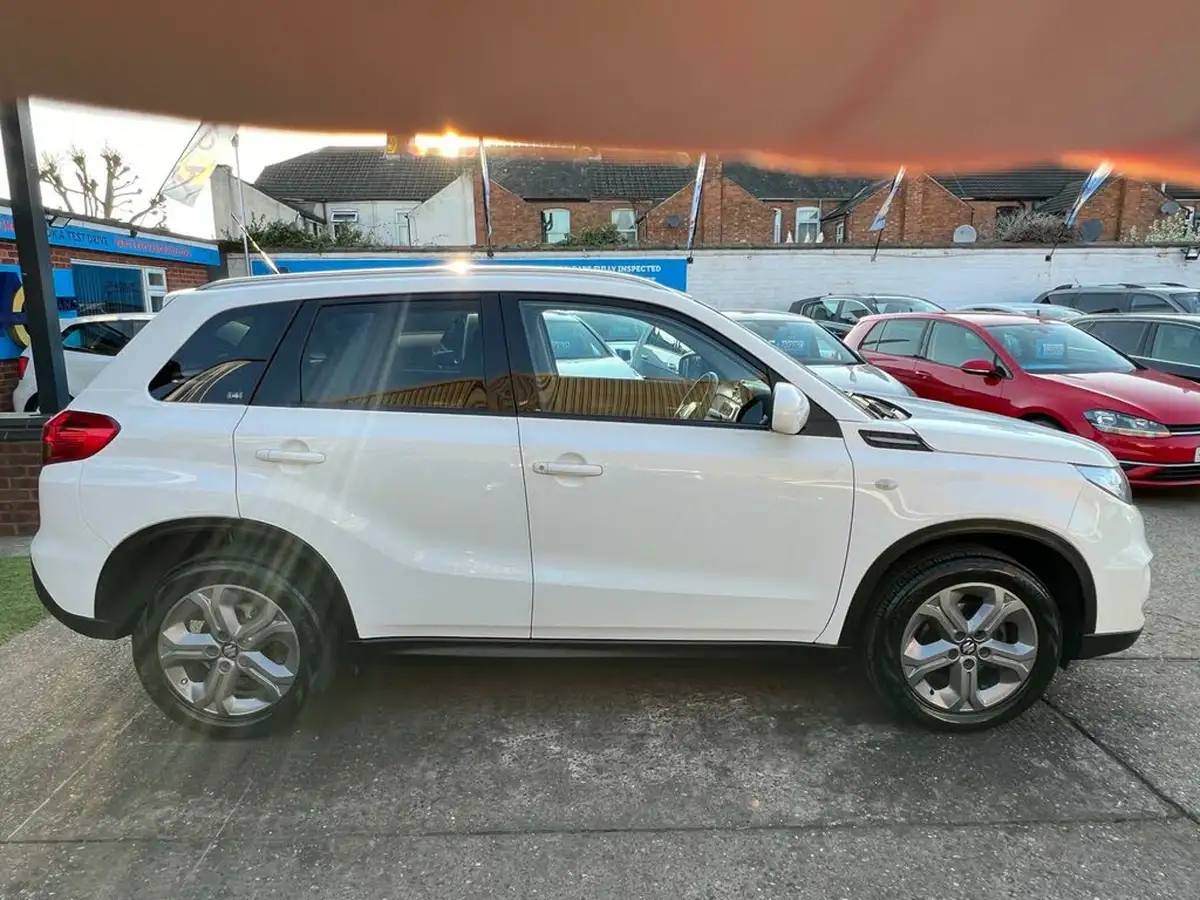 2016-suzuki-vitara-16-sz-t-big-6