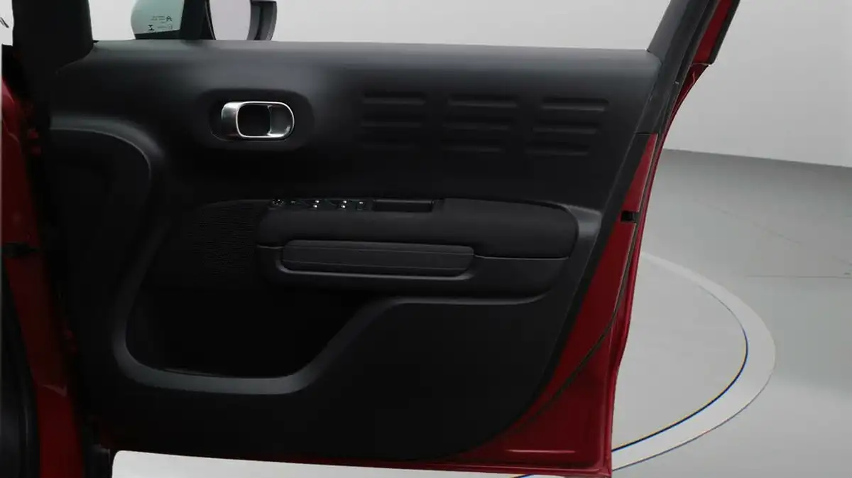 2022-citroen-c3-aircross-12-puretech-shine-plus-110ps-big-15