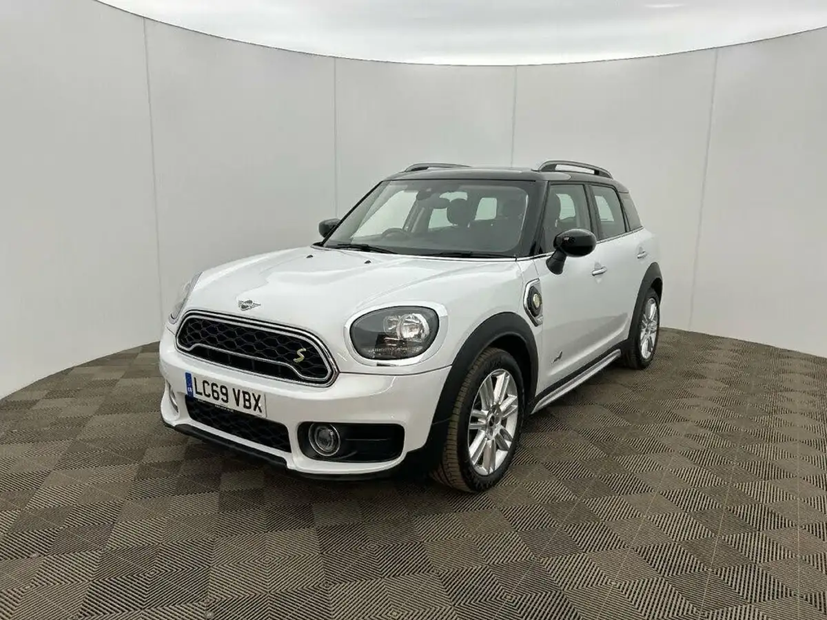 2019-mini-countryman-15-cooper-s-e-phev-exclusive-big-0