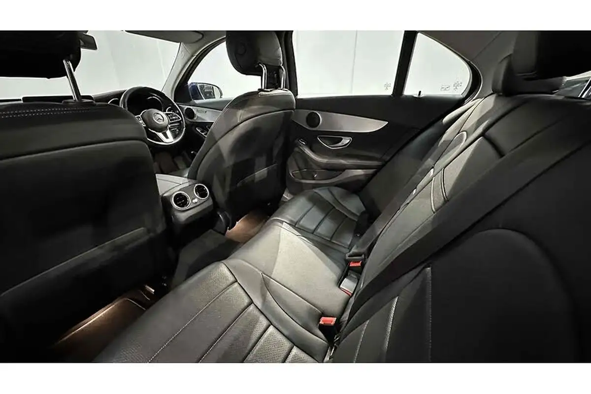 2019-mercedes-benz-c-class-15-c200-sport-premiumss-saloon-4d-big-20