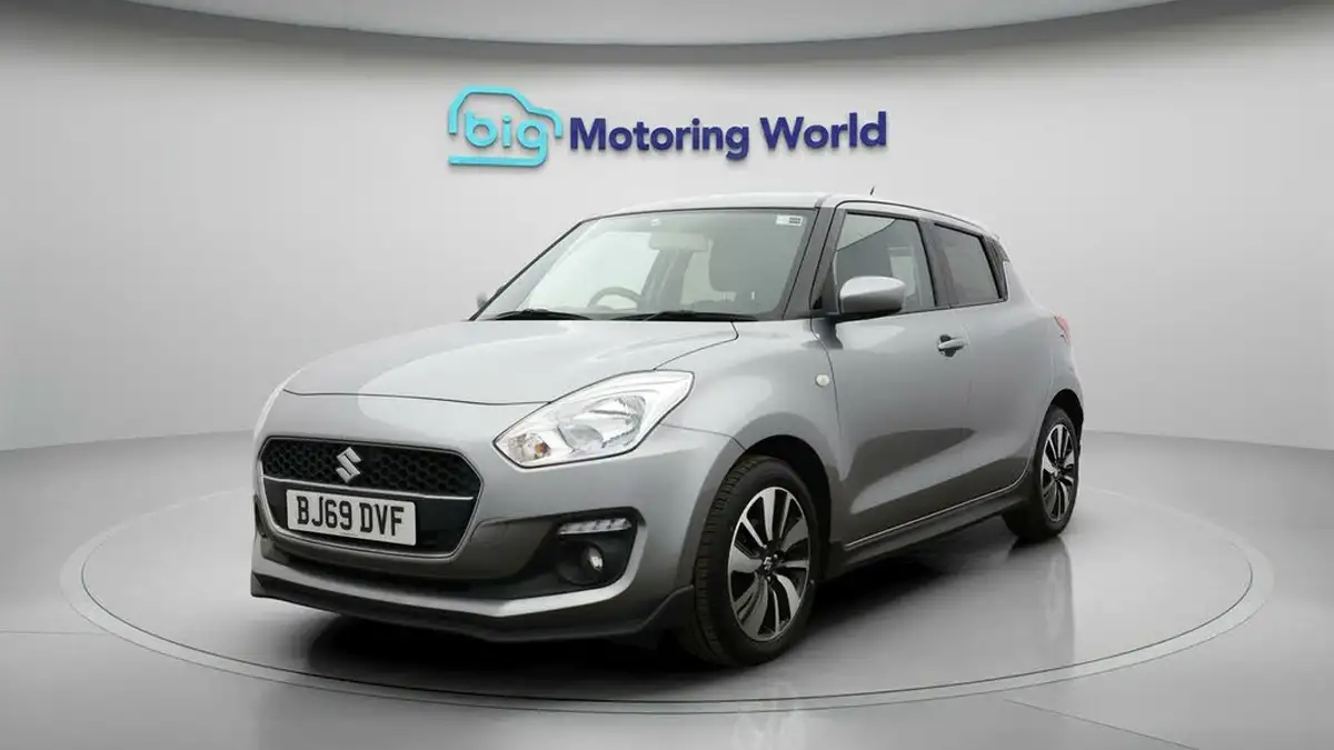 2019-suzuki-swift-12-dualjet-attitude-big-2