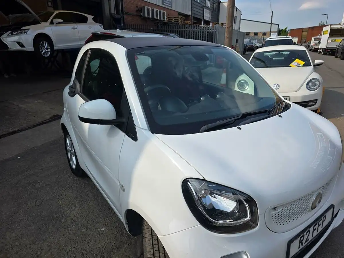 2016-smart-fortwo-10-passion-70bhp-ss-coupe-twinamic-big-7