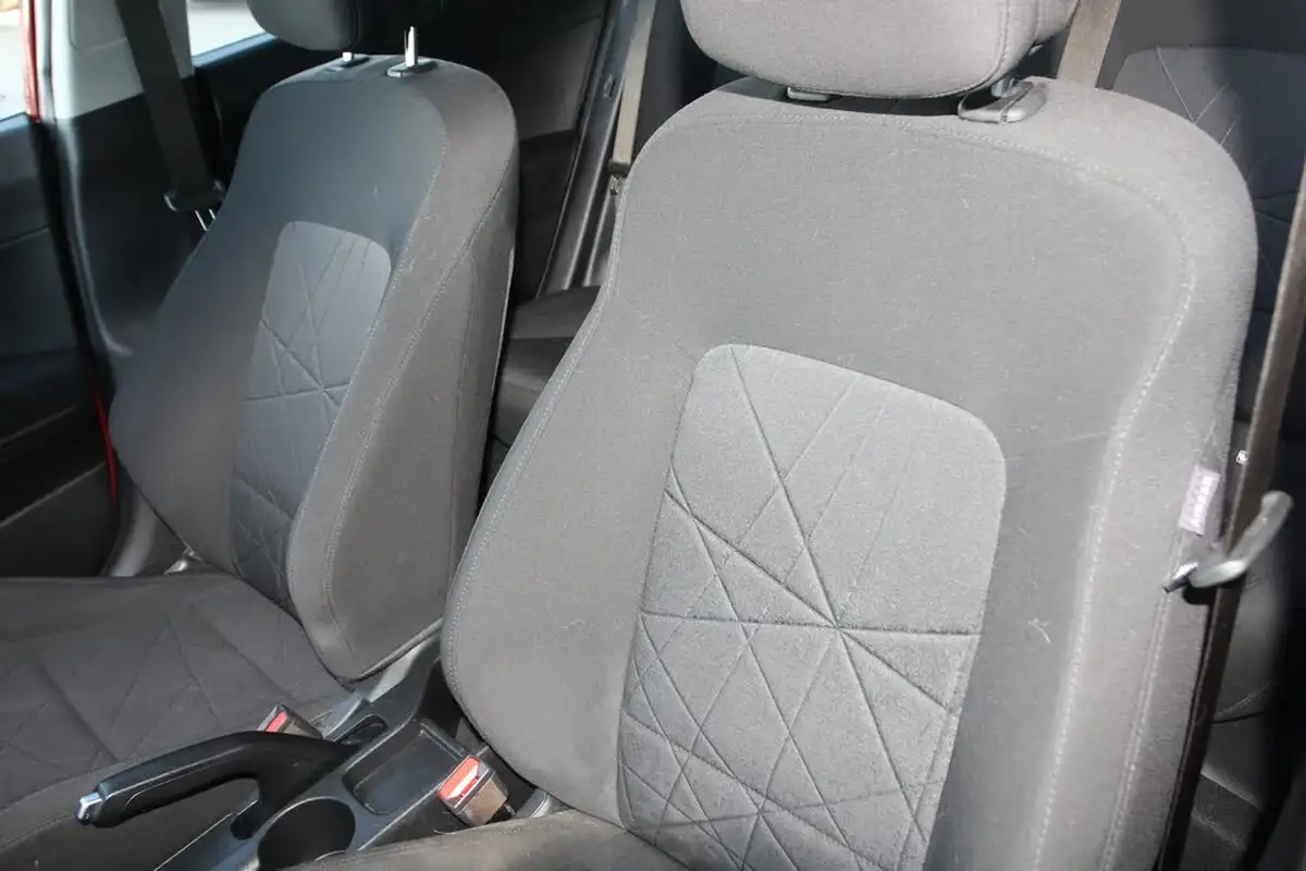 2021-hyundai-bayon-10-t-gdi-se-connect-big-11