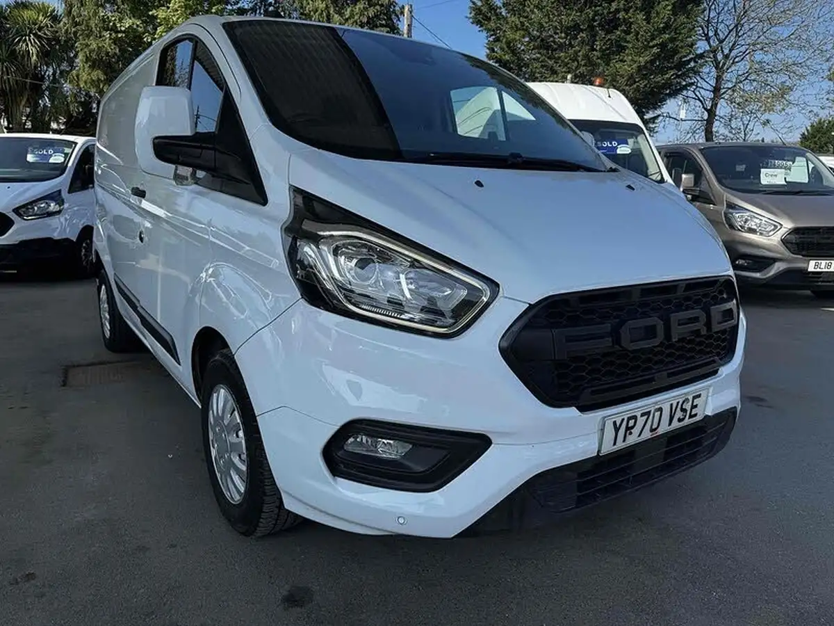 2020-ford-transit-custom-20tdci-300-l1h1-trend-130pseu6dt-panel-van-big-1
