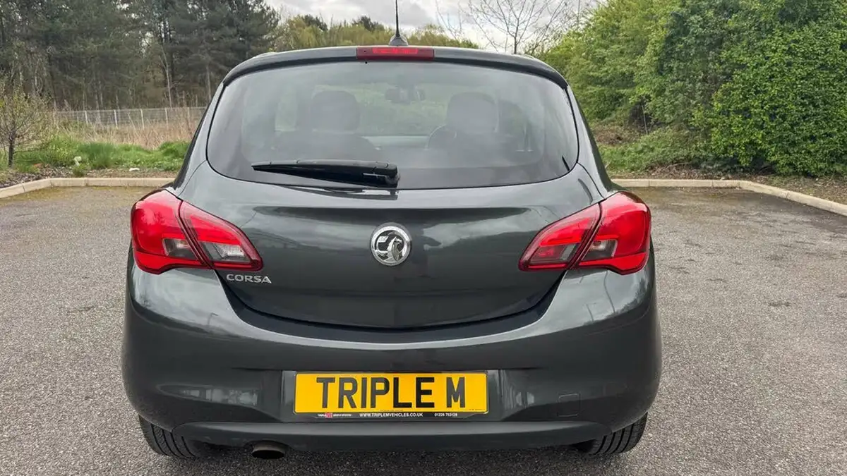 2018-vauxhall-corsa-14i-sport-75ps-3d-big-3