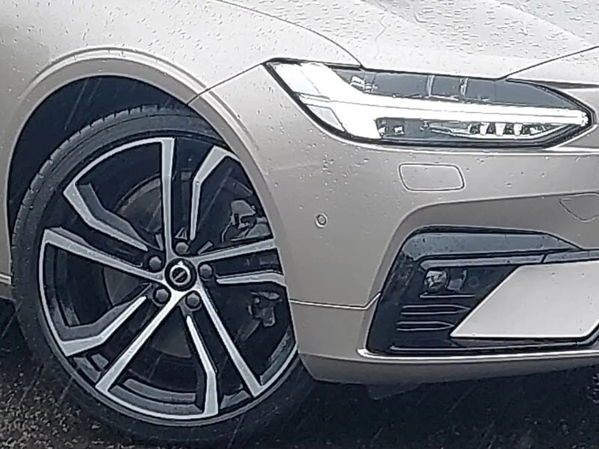 2023-volvo-v90-20-b5-ultimate-247bhp-big-8
