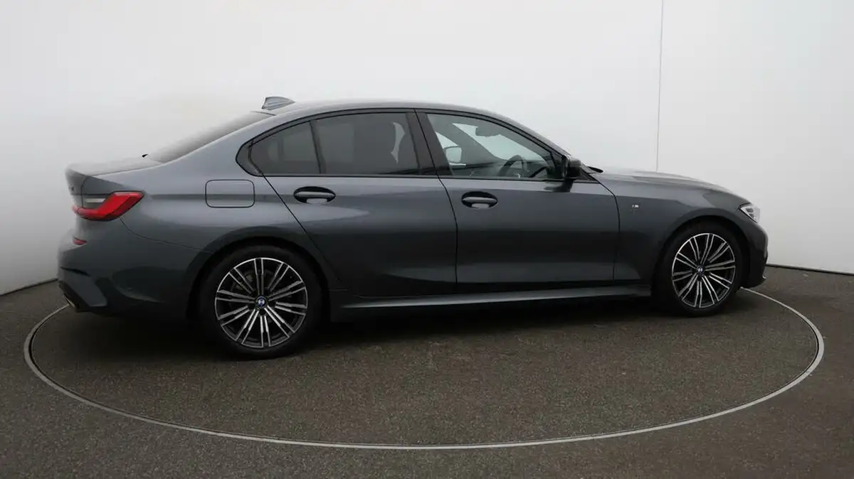 2021-bmw-3-series-20-318i-m-sport-saloon-4d-big-44