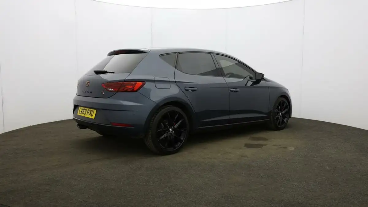 2019-seat-leon-20-tsi-fr-sport-hatchback-big-50