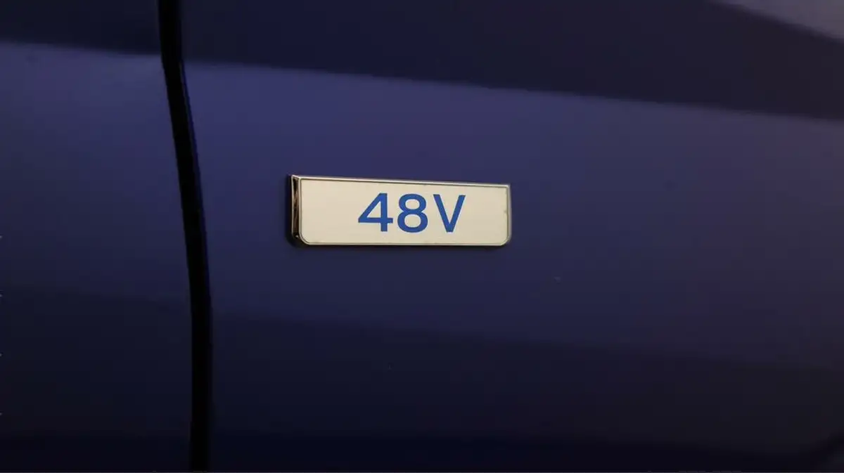 2023-hyundai-i20-10-t-gdi-se-connect-dct-big-23