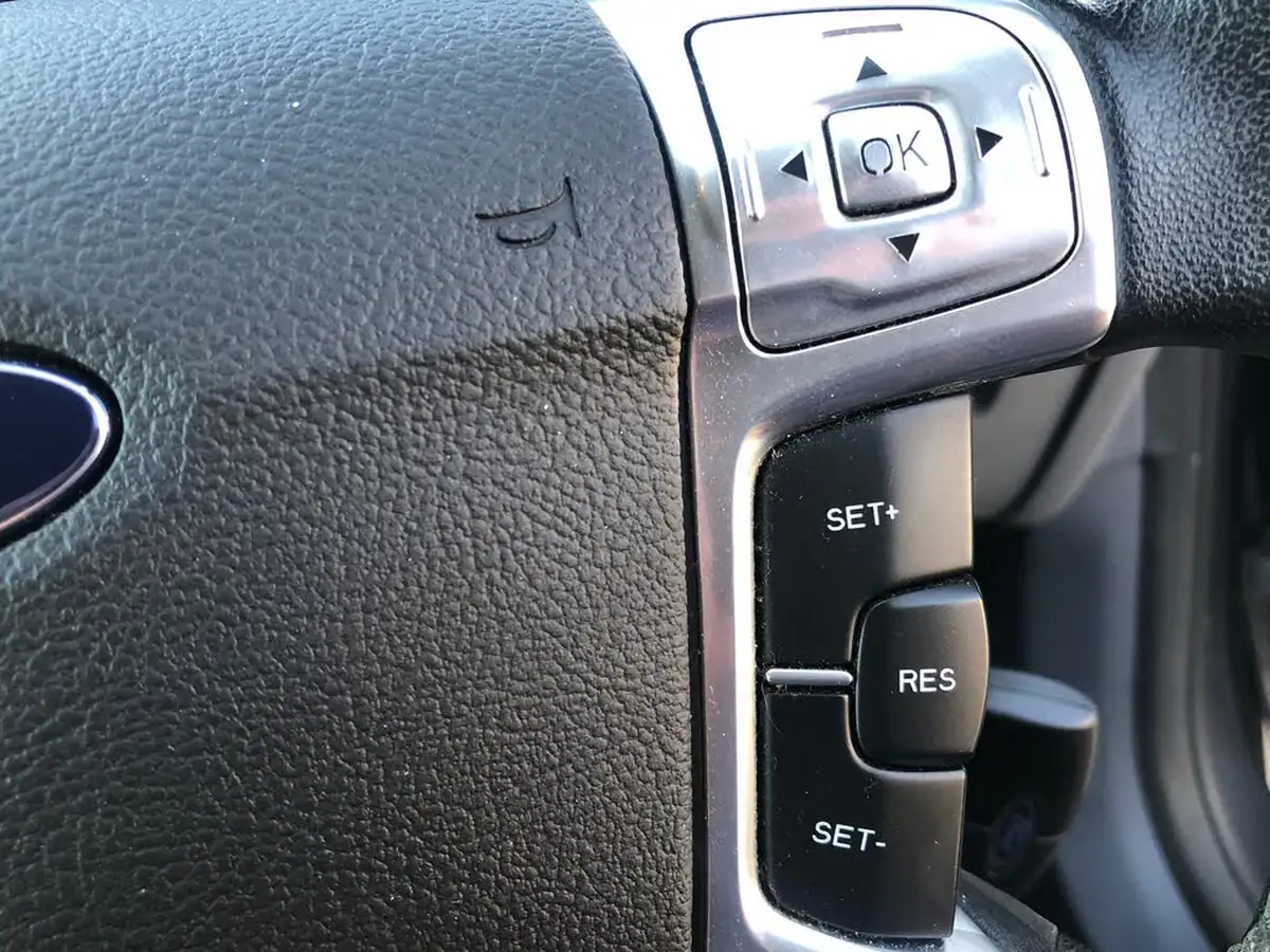 2008-ford-mondeo-18td-titanium-125-hatchback-5d-6sp-big-18