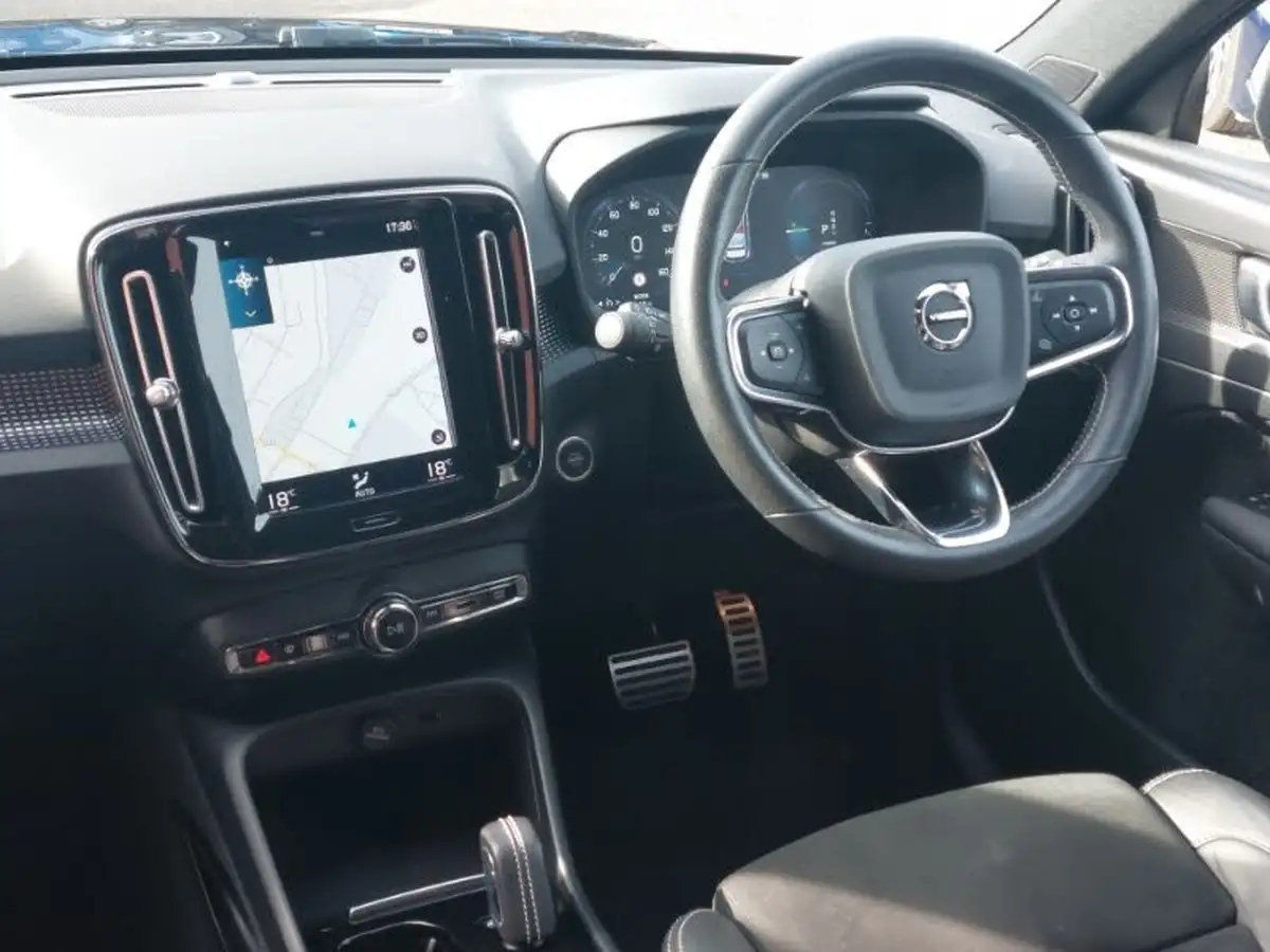2021-volvo-xc40-15-t4-r-design-208bhp-big-13