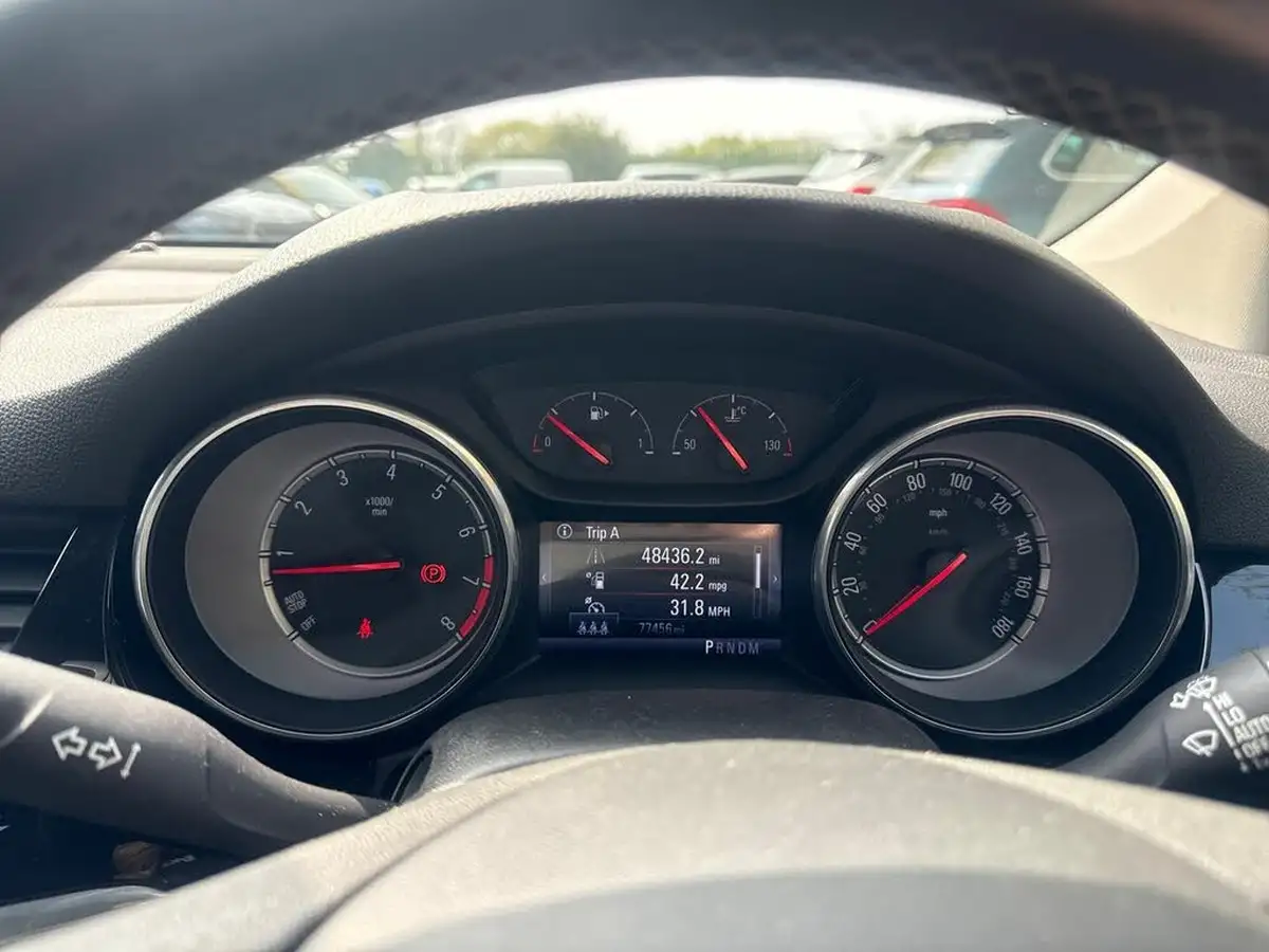 2017-vauxhall-astra-14i-16v-turbo-elite-nav-150ps-ss-hatchback-auto-big-13