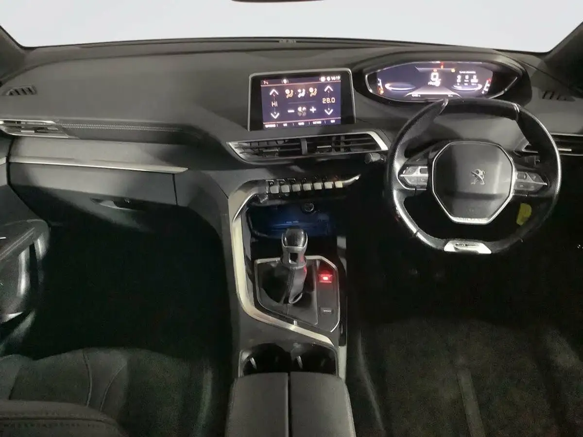 2019-peugeot-5008-suv-12-puretech-gt-line-big-2
