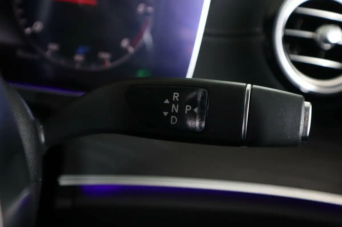 2019-mercedes-benz-e-class-20d-e220d-amg-line-night-edition-premium-plus-saloon-4d-big-16
