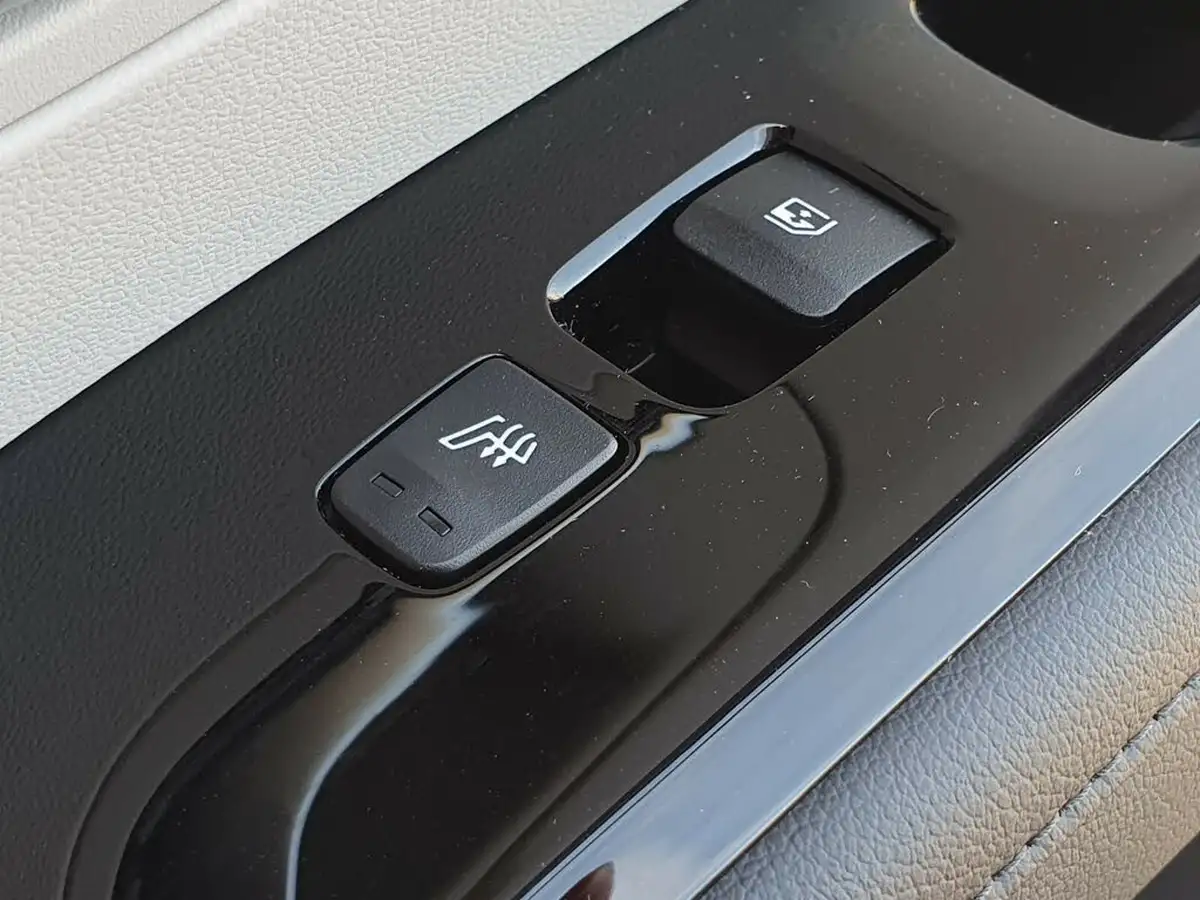 2023-hyundai-tucson-16-t-gdi-ultimate-230ps-hybrid-auto-big-20