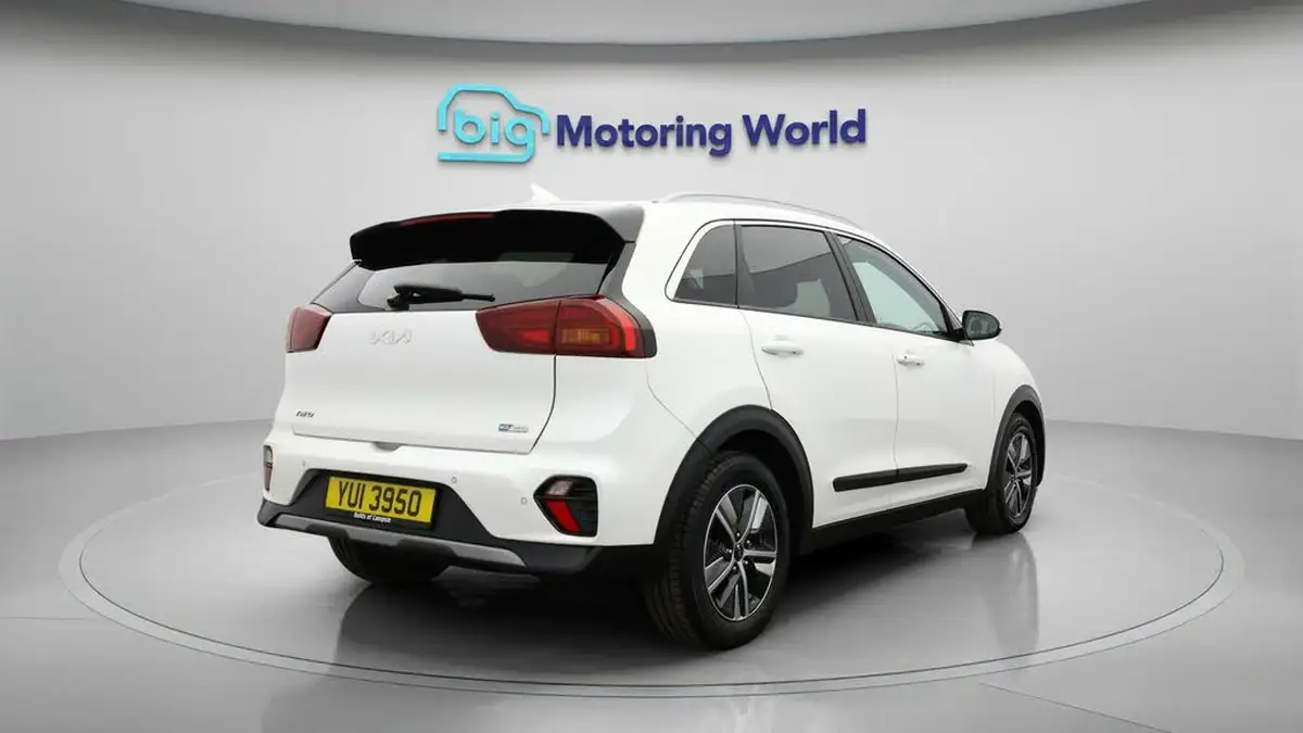 2022-kia-niro-16-gdi-2-139bhp-156kwh-big-6