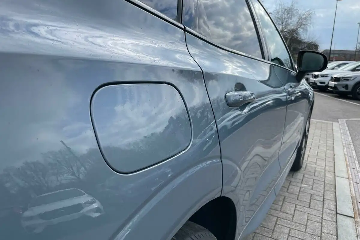 2024-volvo-xc60-20-b5-plus-big-17