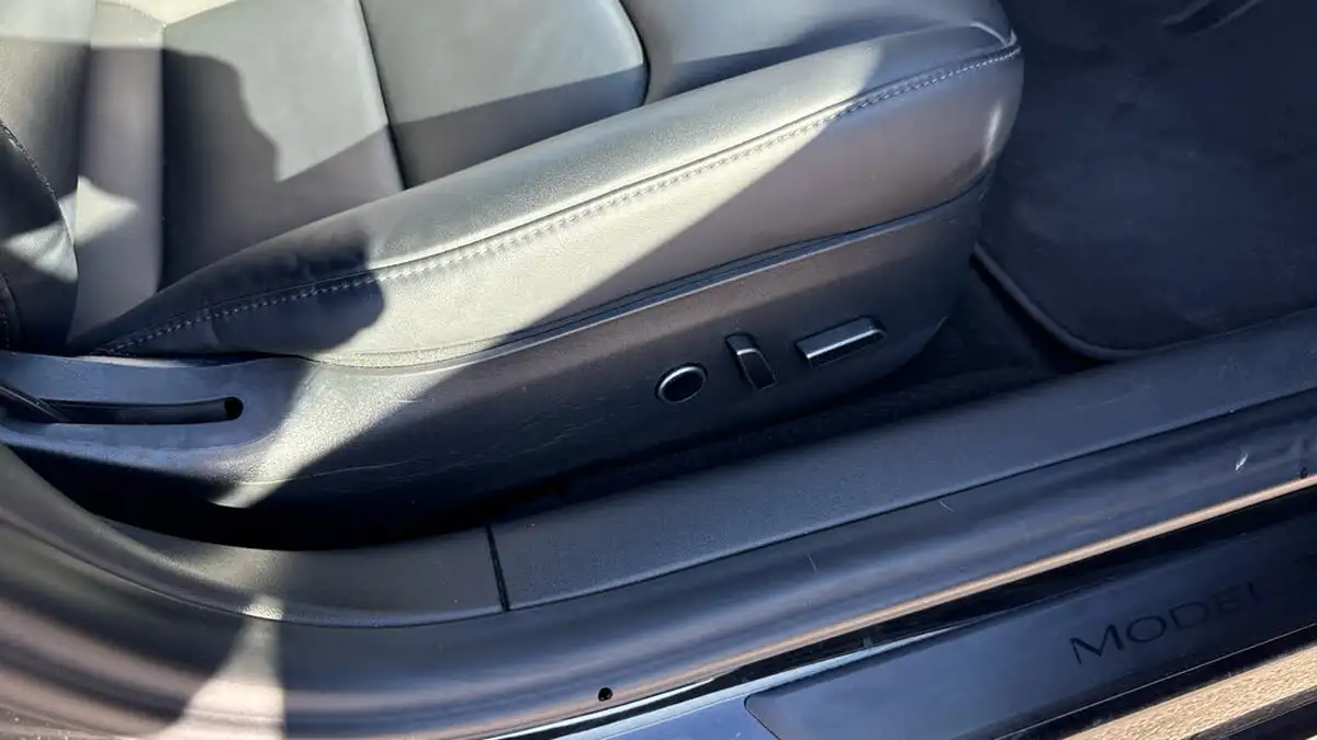 2021-tesla-model-3-e-long-range-4x4-big-27