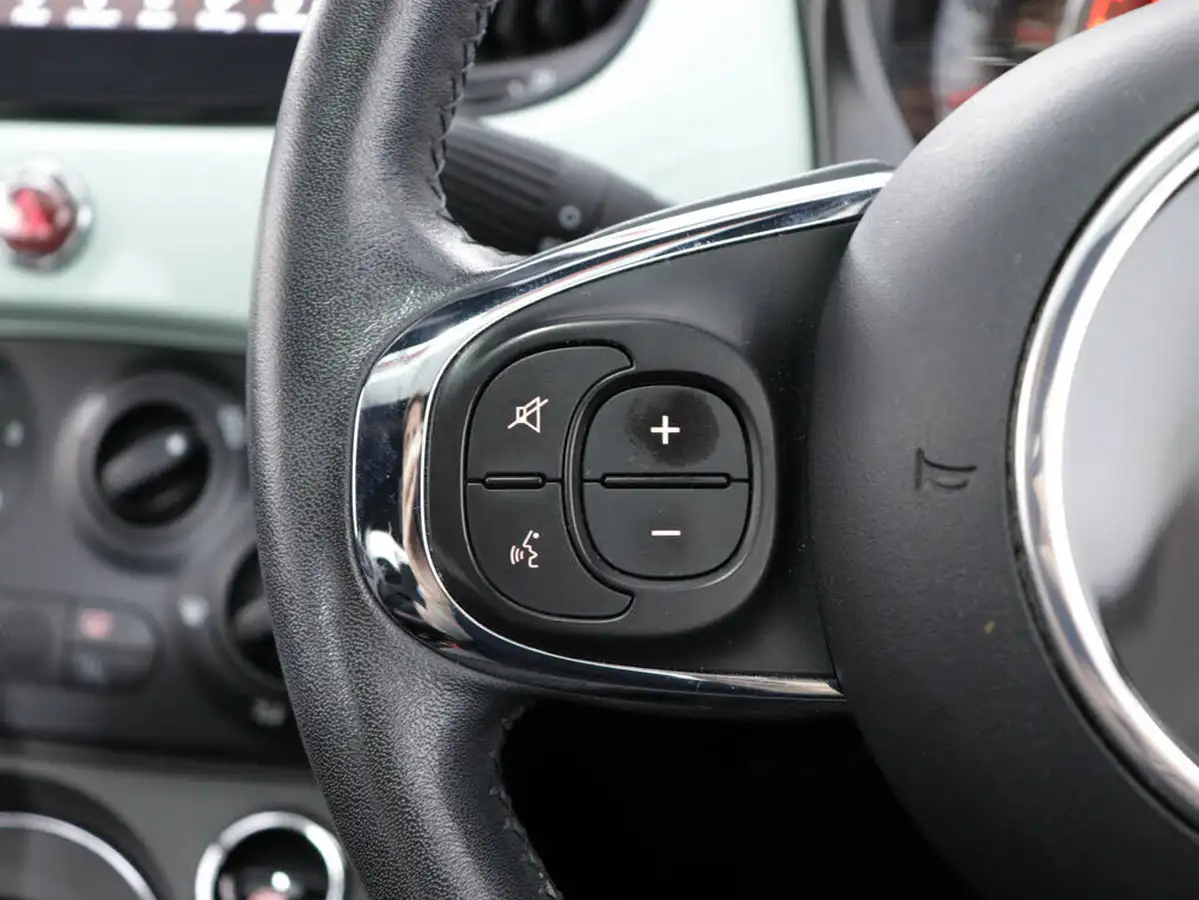 2020-fiat-500-12-lounge-dualogic-big-27