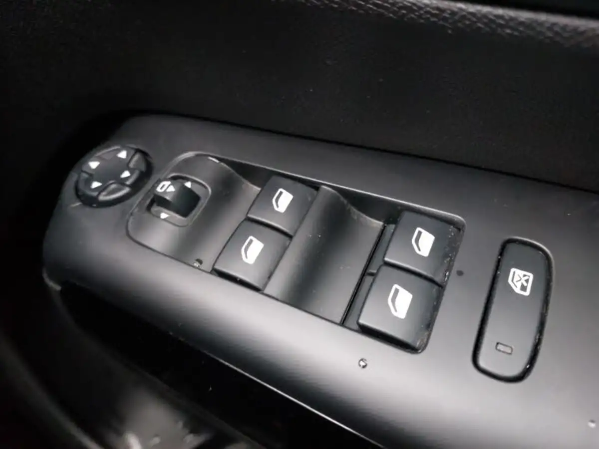 2021-citroen-c5-aircross-12-puretech-shine-big-16