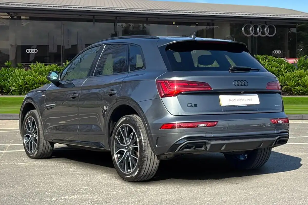 2023-audi-q5-20-45-tfsi-black-edition-station-wagon-big-1