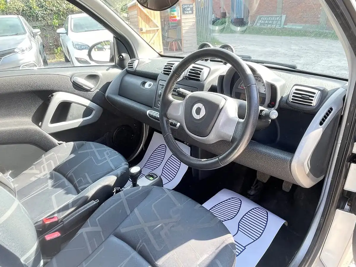 2009-smart-fortwo-10-passion-71bhp-coupe-big-10