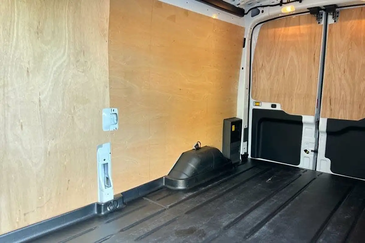 2024-ford-transit-e-350-l3h2-trend-184ps-68kwh-big-3