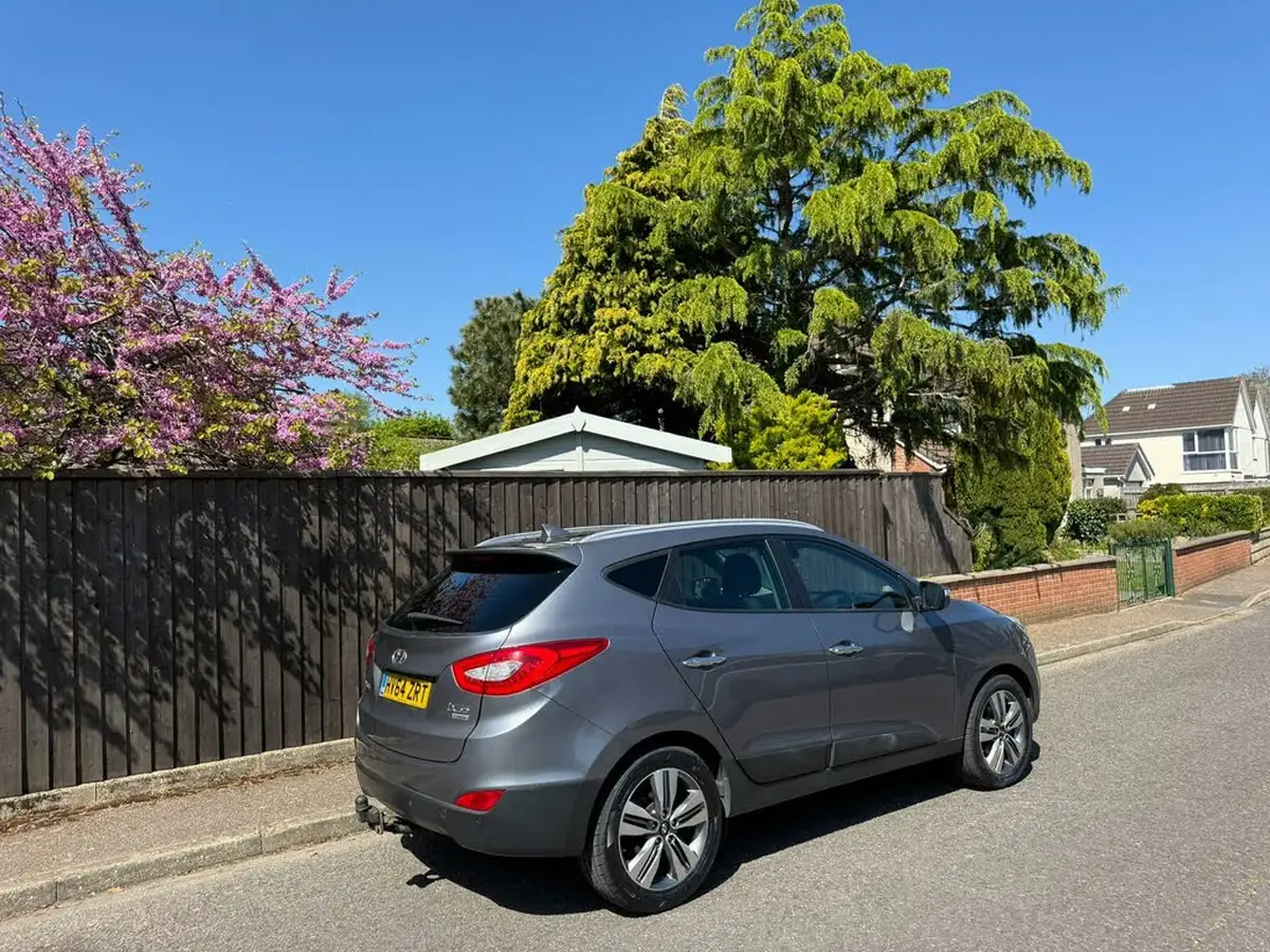 2014-hyundai-ix35-20td-premium-big-2
