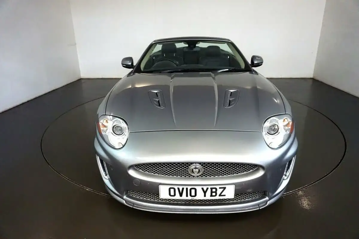 2010-jaguar-xkr-50-convertible-big-13