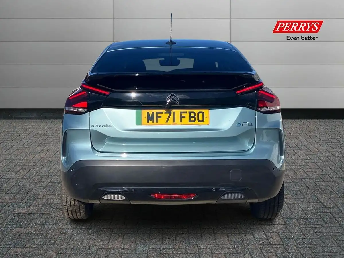 2022-citroen-c4-e-shine-plus-big-4
