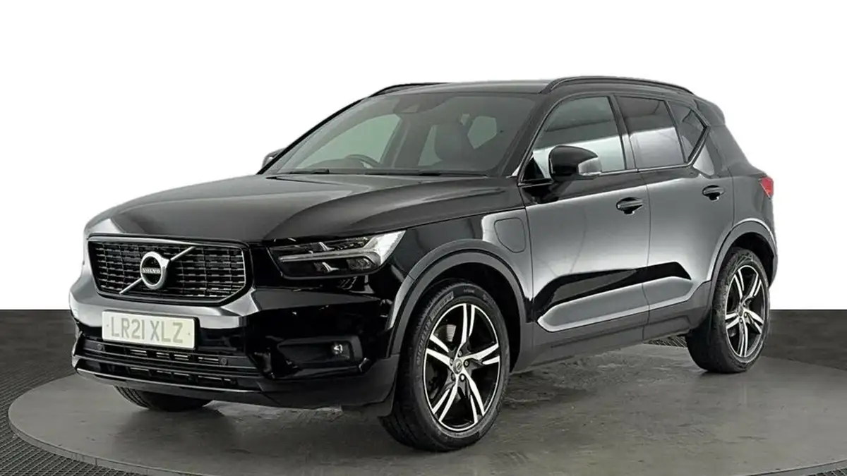 2021-volvo-xc40-15-t5-r-design-262bhp-big-0