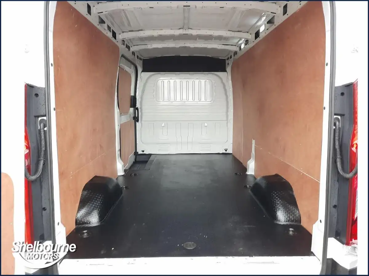 2022-maxus-e-deliver-9-e-lh-515kwh-big-19