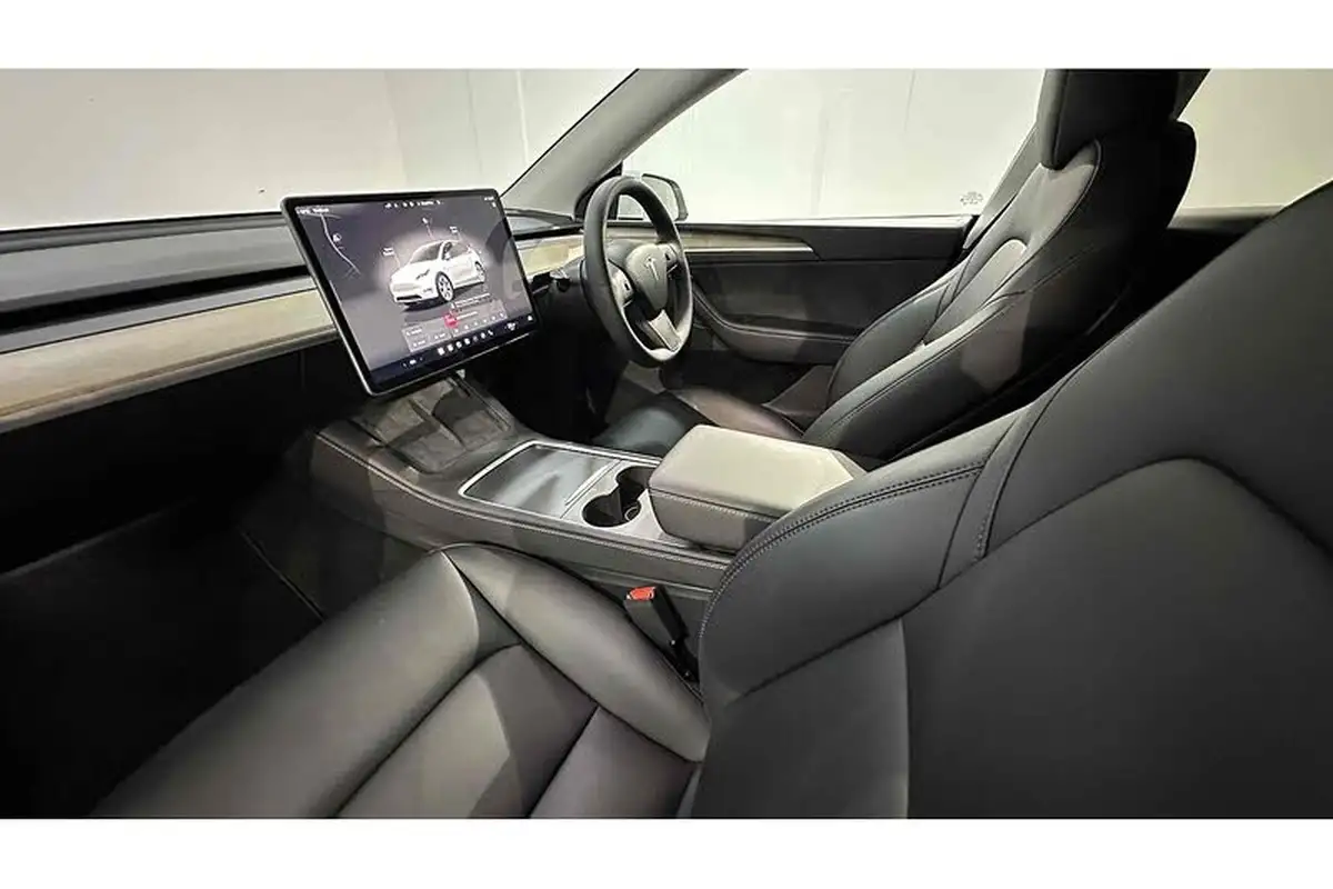 2023-tesla-model-y-e-rwd-big-20
