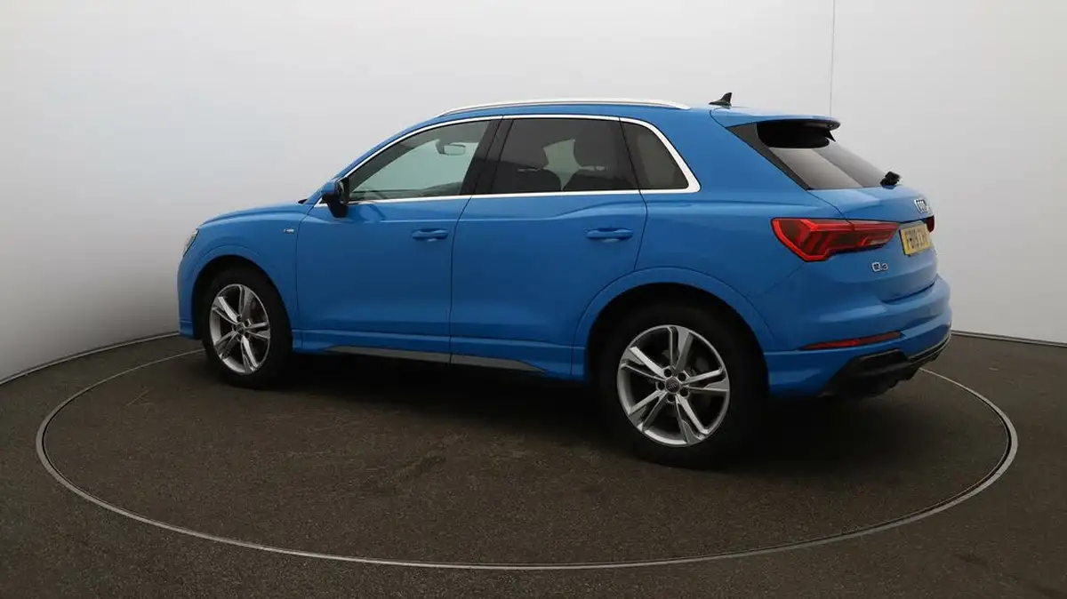2019-audi-q3-20-40-tfsi-s-line-big-28