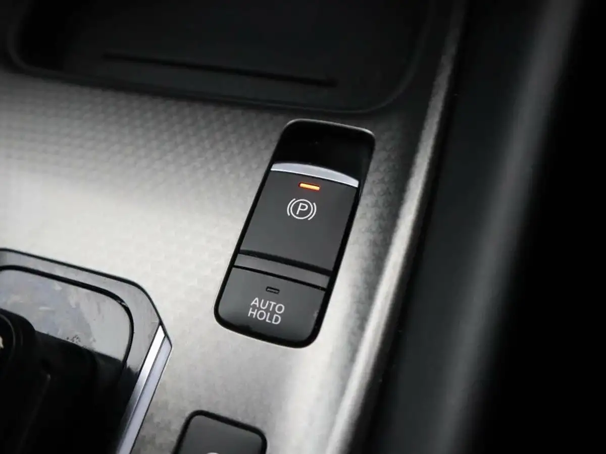 2024-nissan-qashqai-15-n-connecta-glass-roof-pack-big-22
