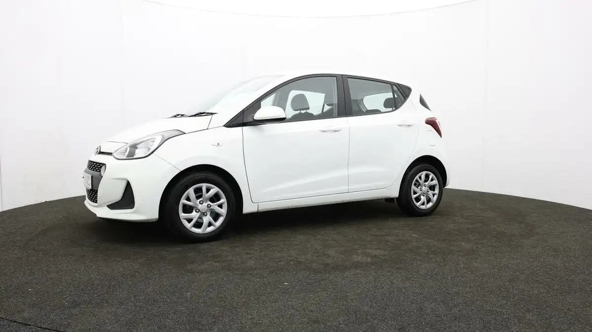 2018-hyundai-i10-10-se-67ps-big-54