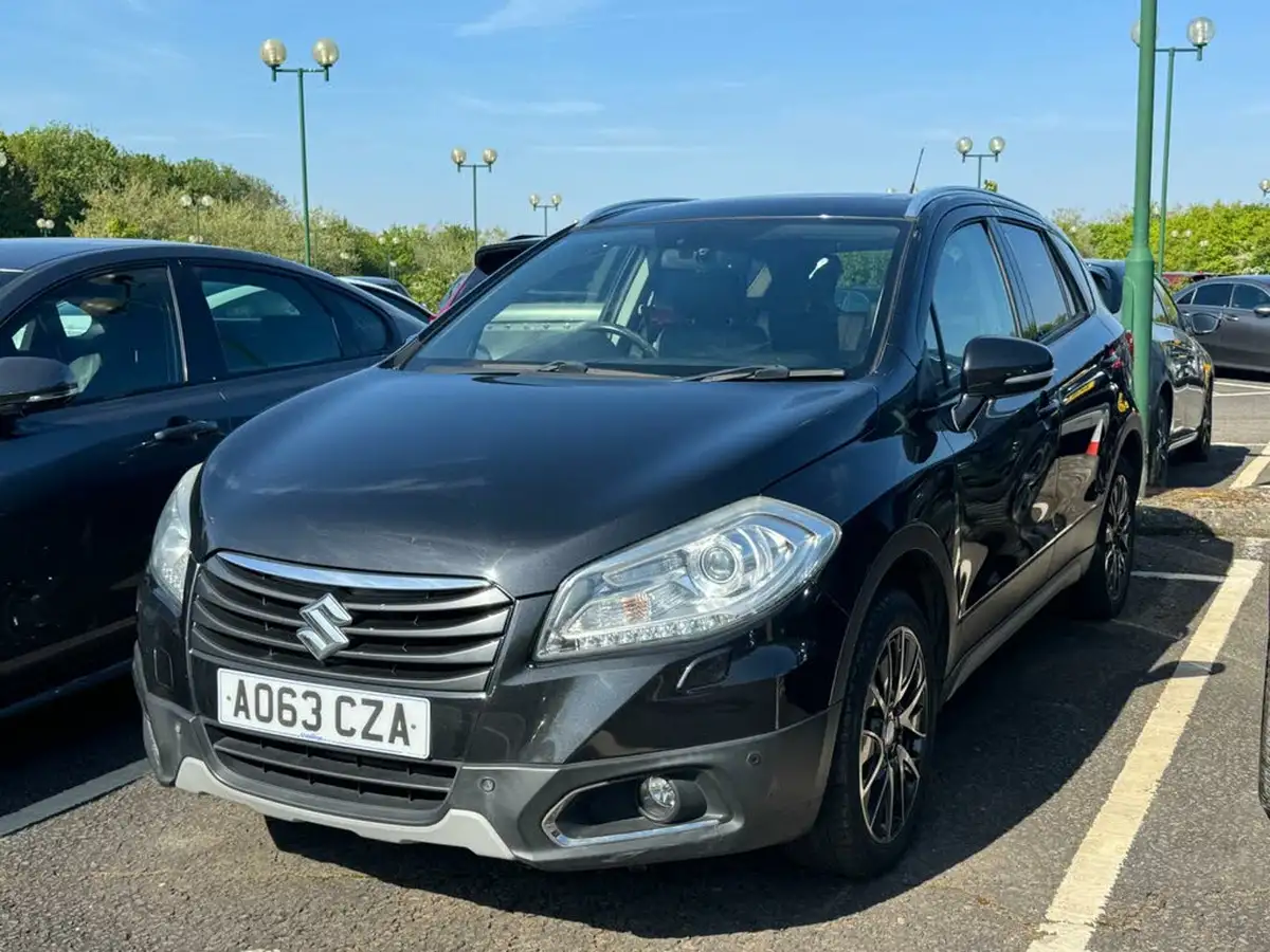2013-suzuki-s-cross-16-sz5-allgrip-big-0