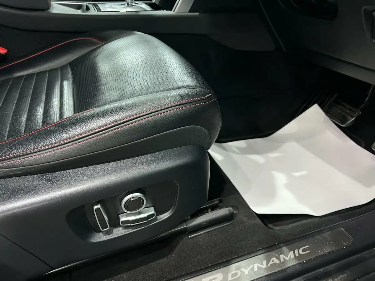 2021-land-rover-discovery-sport-20-p200-r-dynamic-s-plus-big-22
