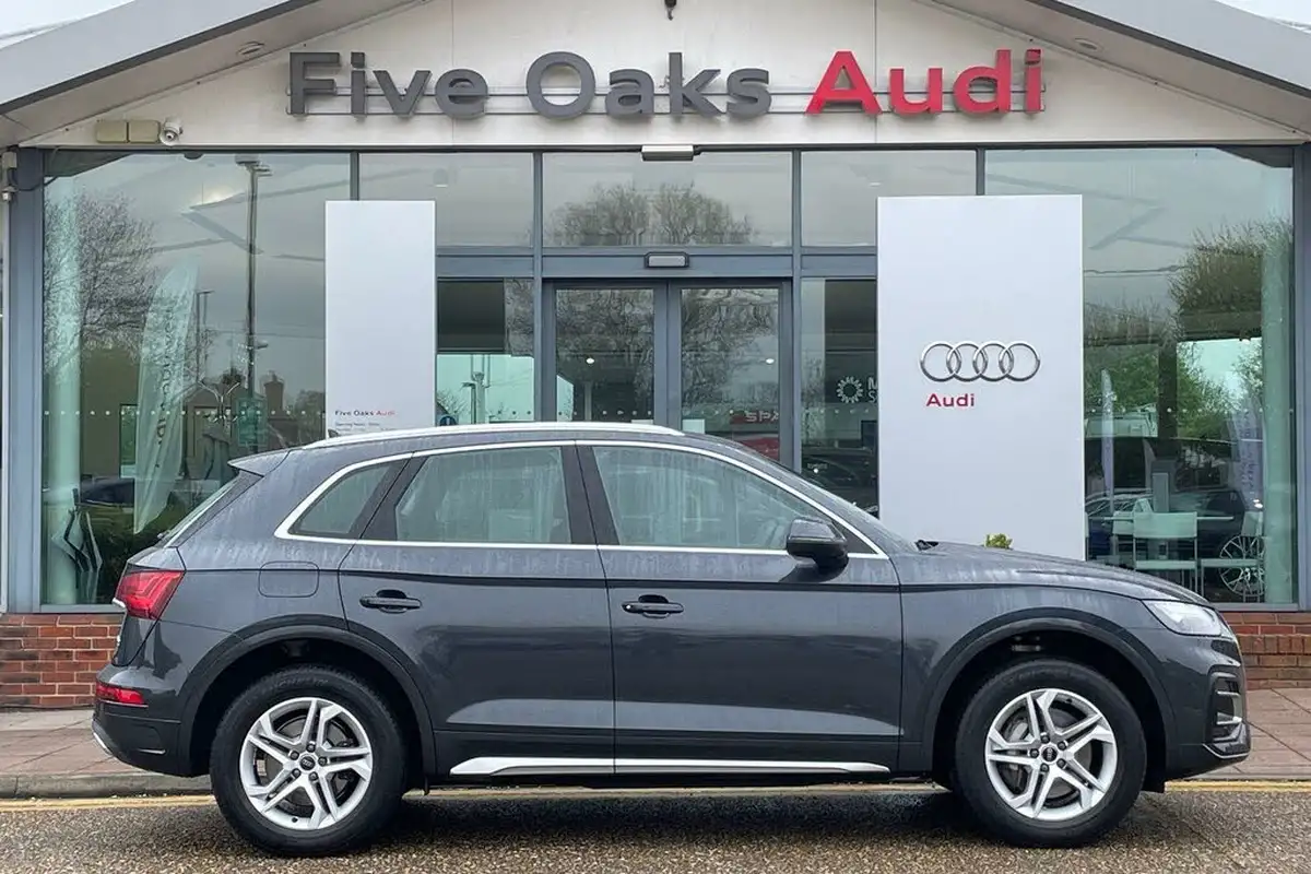 2024-audi-q5-20-50-tfsi-e-sport-station-wagon-big-1
