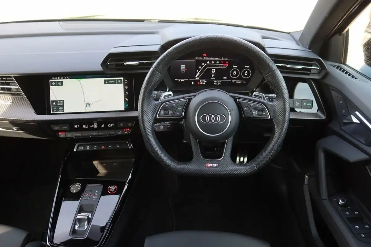 2023-audi-rs3-25-tfsi-carbon-black-sportback-5d-big-3
