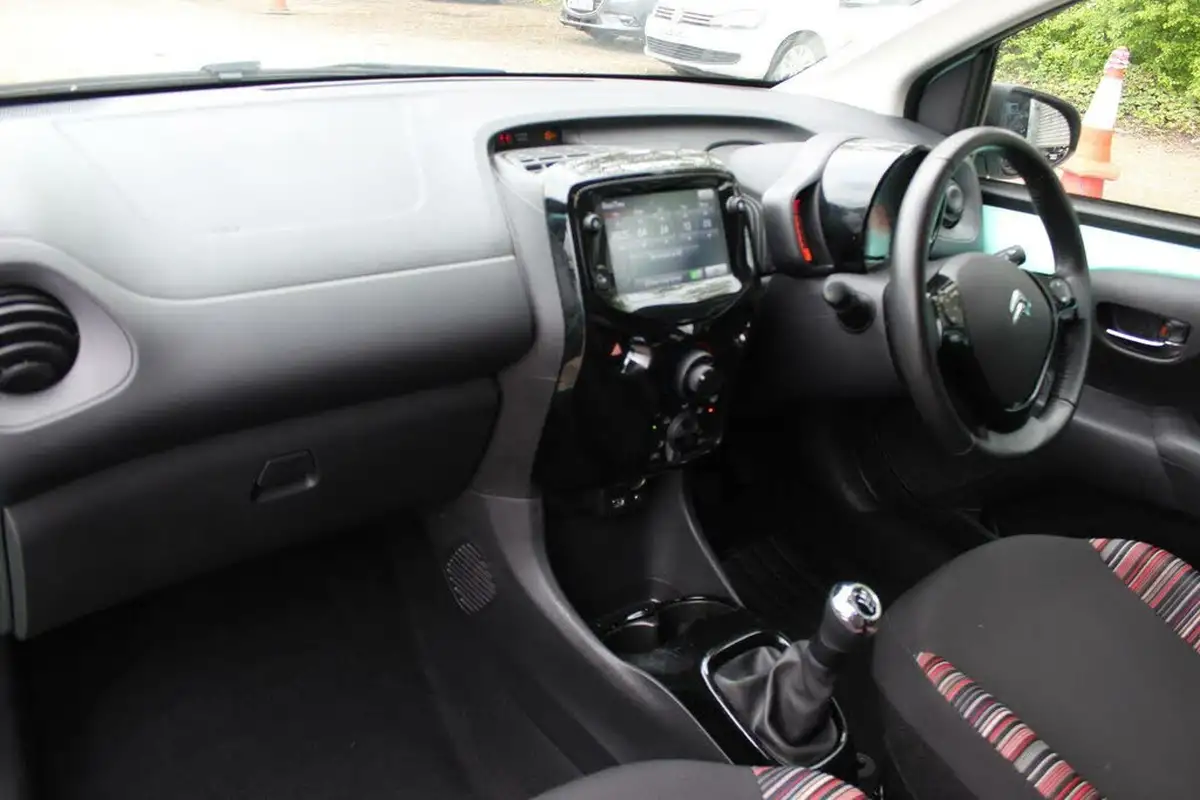 2018-citroen-c1-10-vti-flair-72ps-5d-big-7