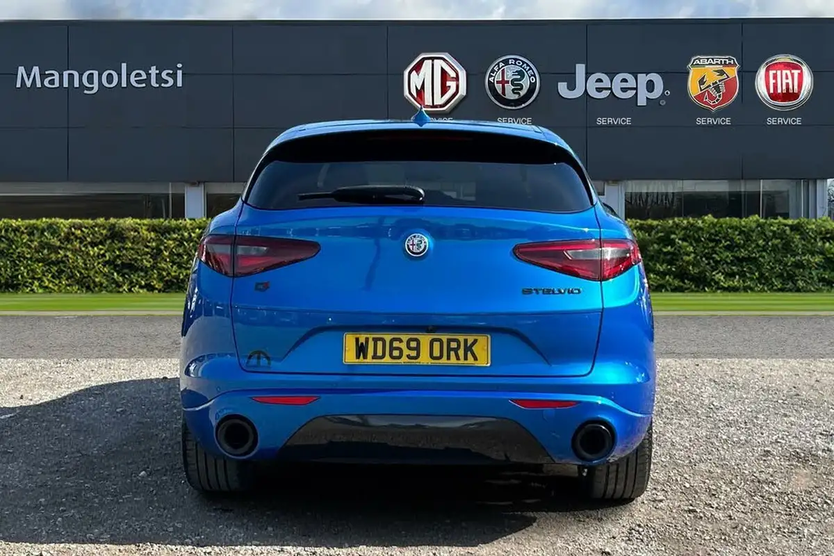 2020-alfa-romeo-stelvio-20-veloce-big-3